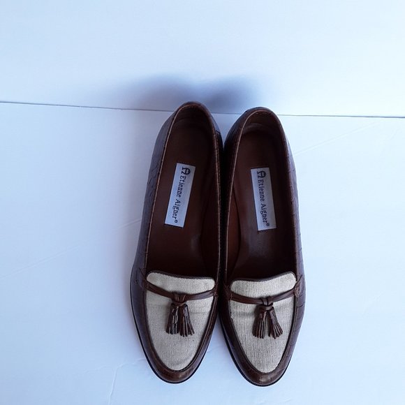 Etienne Aigner Classic Loafer with Tassel … - Picture 3 of 15